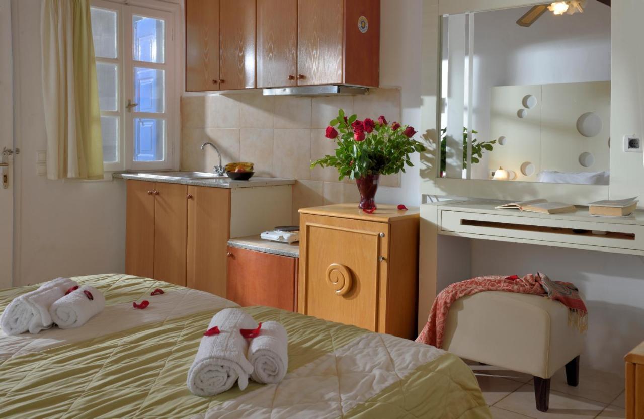 Adonis Rooms Kalo Livadi Dış mekan fotoğraf